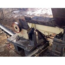 小型顎式破碎機(jī)，霸氣側(cè)漏碎石子
